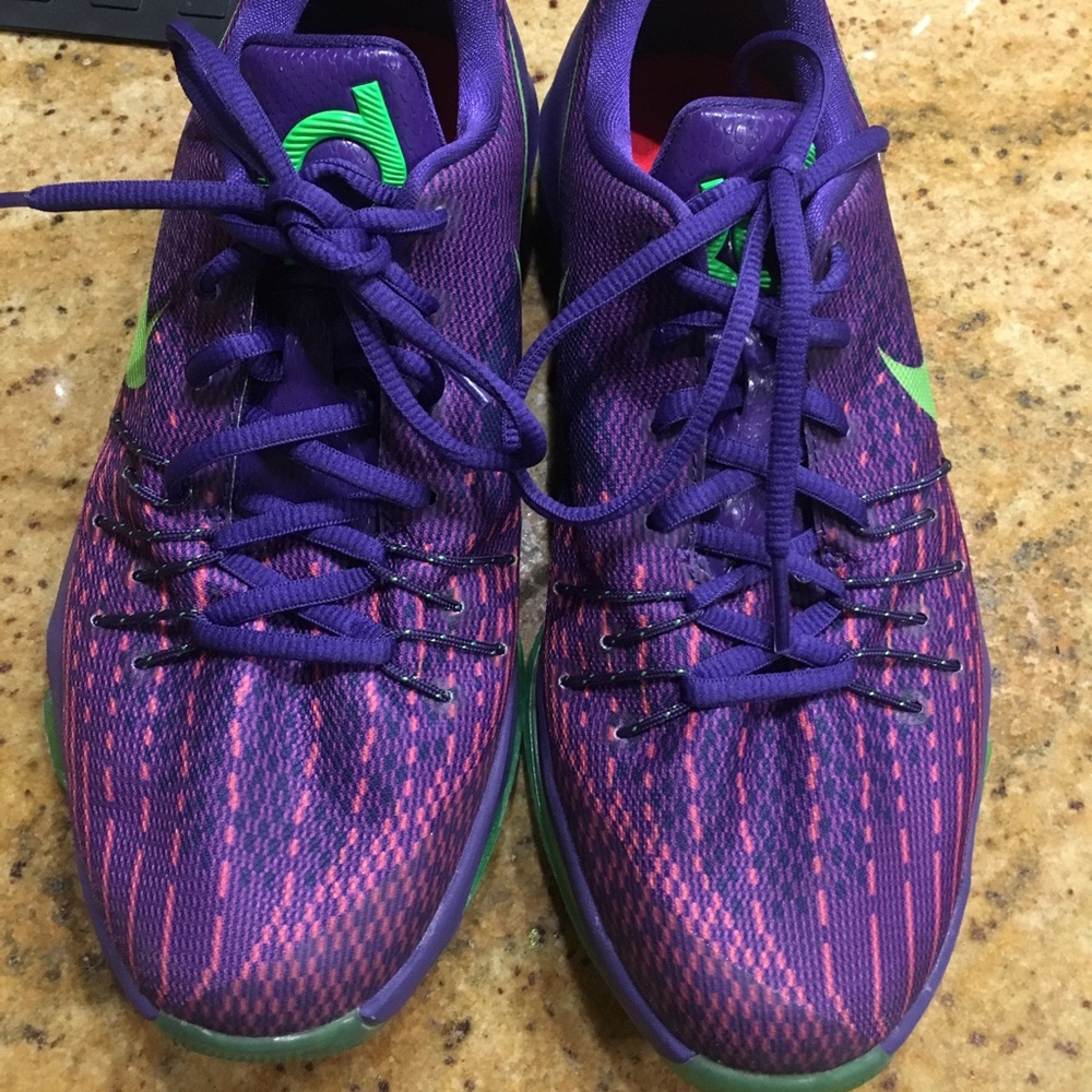 Kd basketball shoes size 5.5